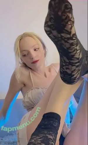 Romanowwa / tttsss_ccchhh nude photo #0433