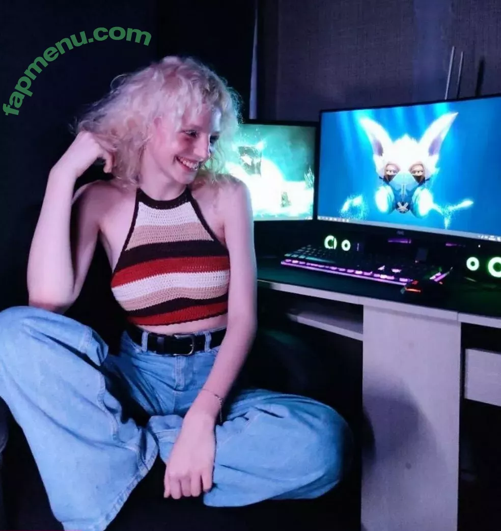 Romanowwa nude photo #0008 (tttsss_ccchhh)