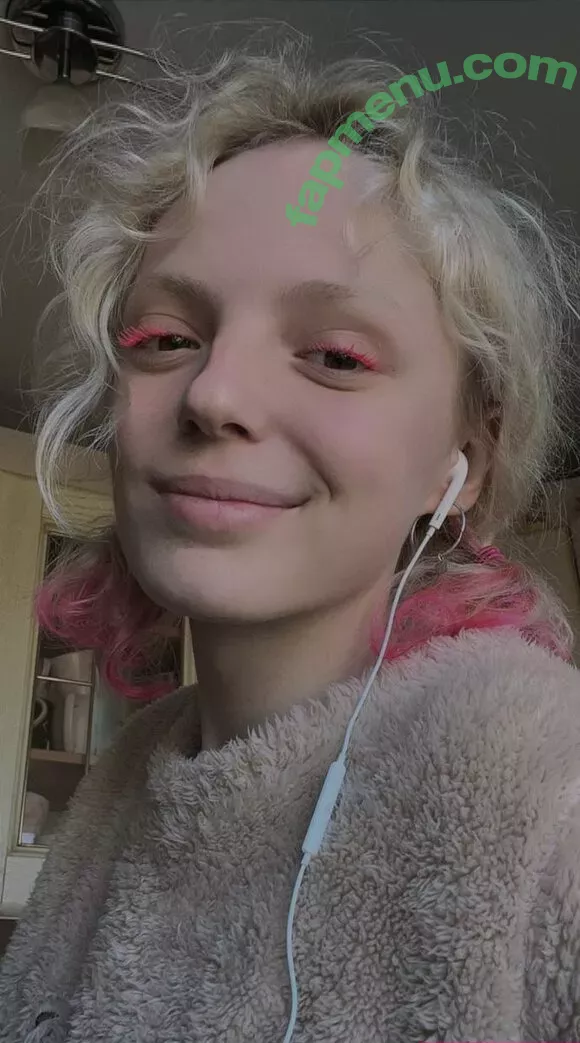 Romanowwa nude photo #0020 (tttsss_ccchhh)