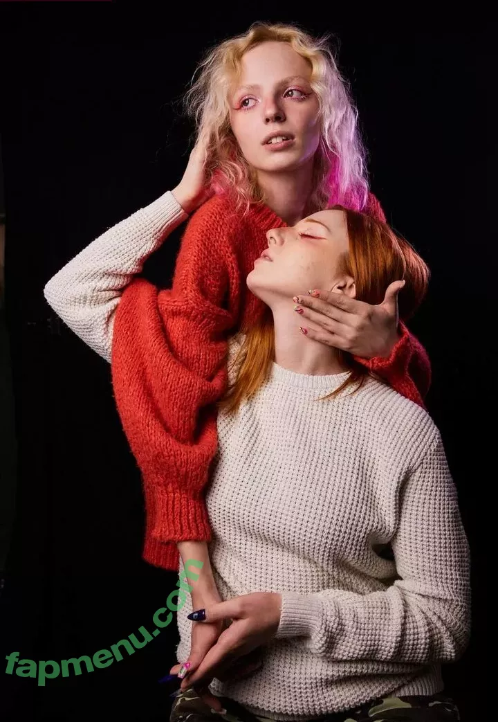 Romanowwa nude photo #0048 (tttsss_ccchhh)