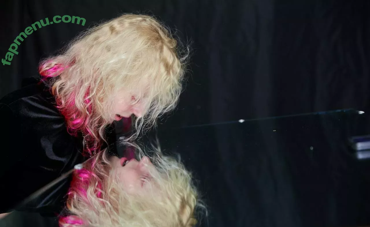 Romanowwa nude photo #0052 (tttsss_ccchhh)