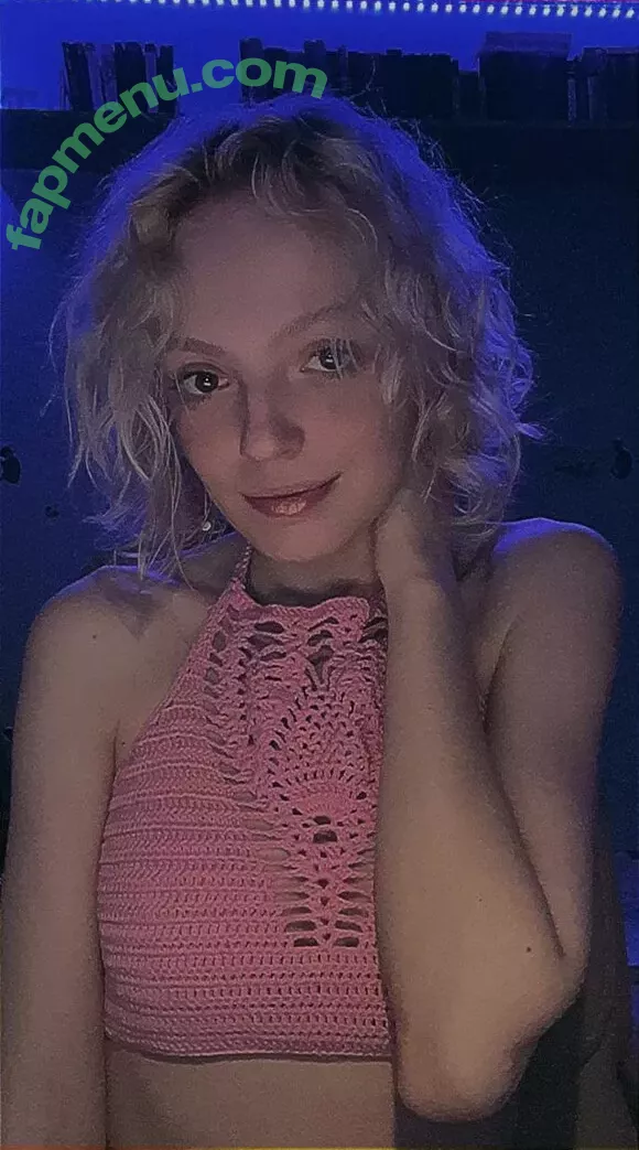 Romanowwa nude photo #0064 (tttsss_ccchhh)