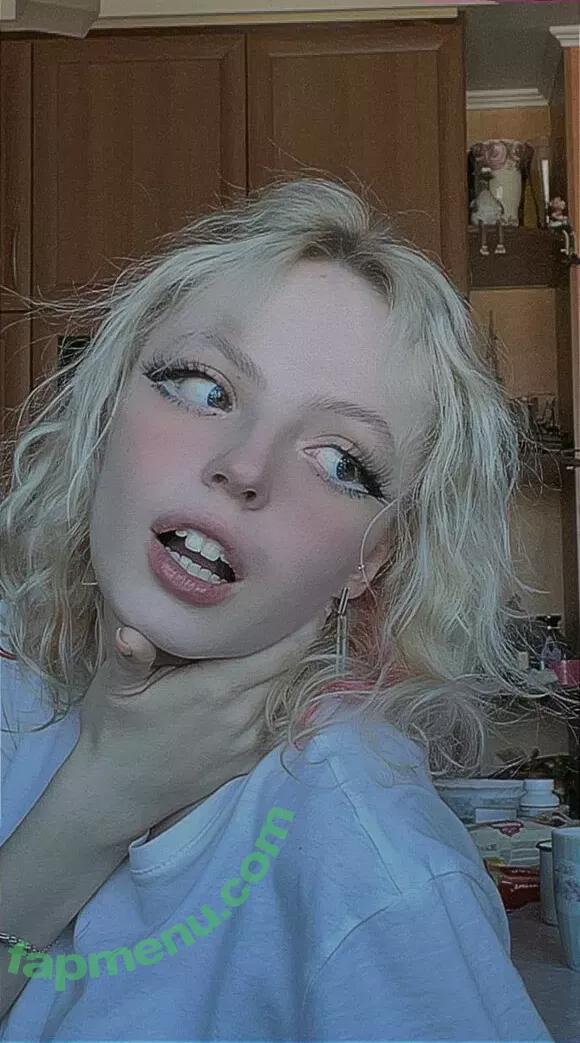 Romanowwa nude photo #0074 (tttsss_ccchhh)