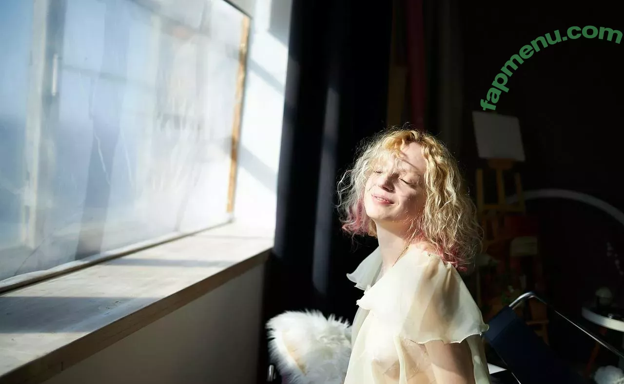 Romanowwa nude photo #0086 (tttsss_ccchhh)