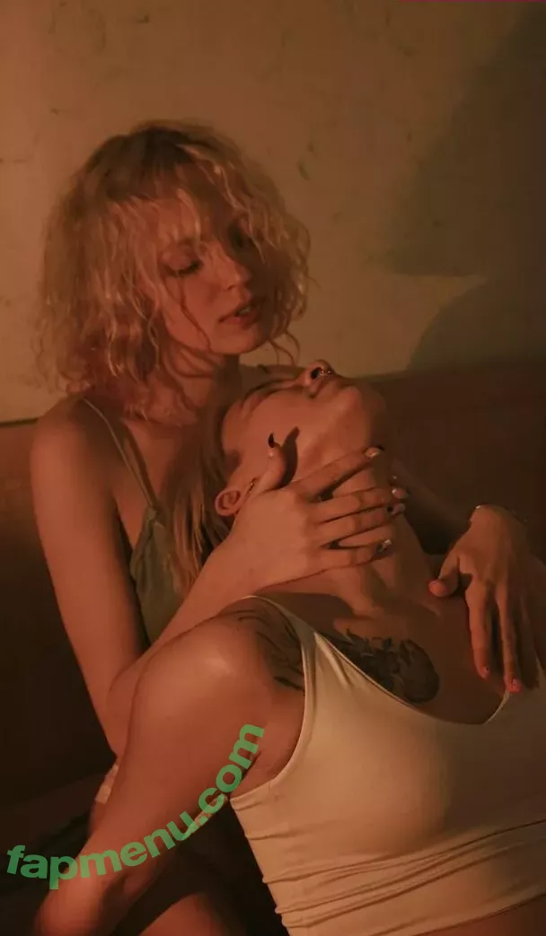 Romanowwa nude photo #0113 (tttsss_ccchhh)