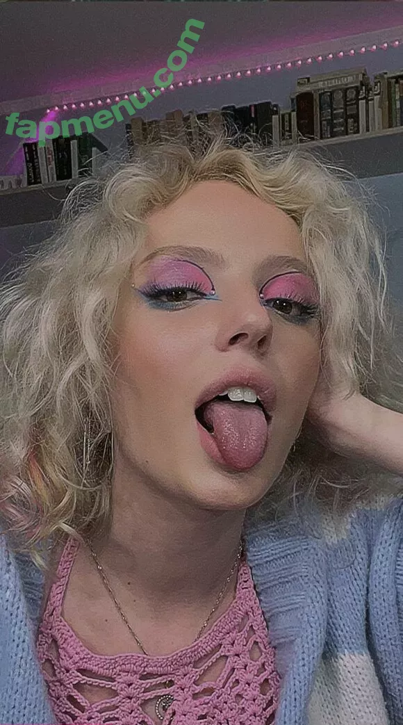 Romanowwa nude photo #0144 (tttsss_ccchhh)