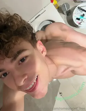  nude photo #0001