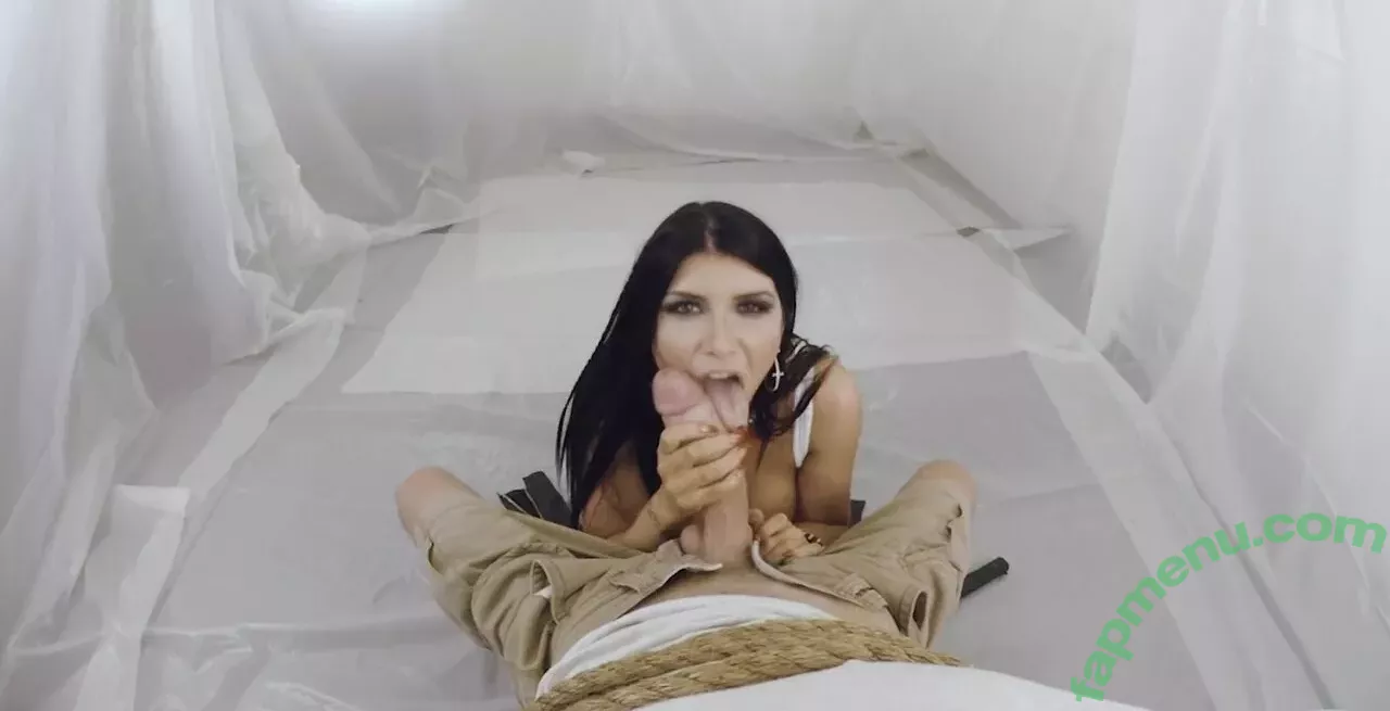 Romi Rain nude photo #2237 (romi_rain / romirain)