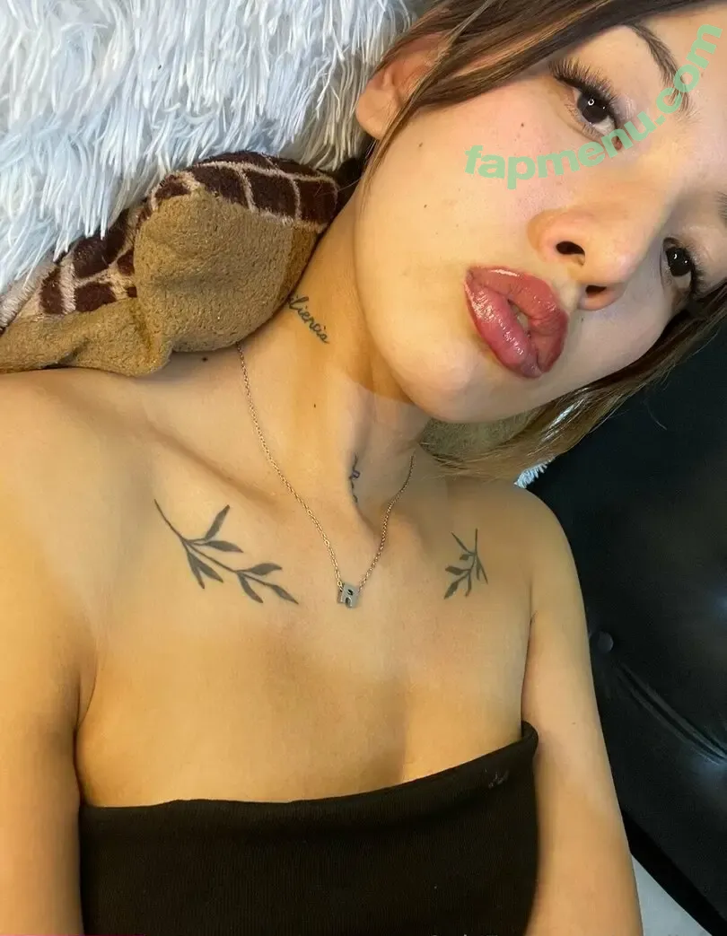 Romilolo nude photo #0041 (Juvenhub / Vera y Rorx / romilolos / x.com)