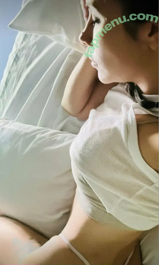 Romina Uhrig nude photo #0041 (romina_uhrig / romiuhrig)