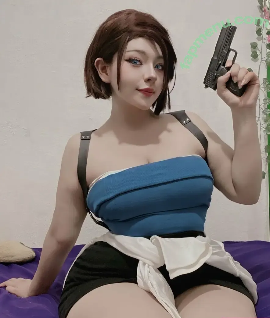 rominari nude photo #0002 (rominari)