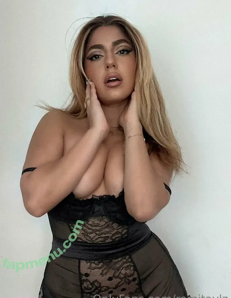 romitavlz nude photo #0095 (romitavlz)