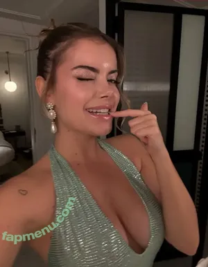 Romy French Youtuber / romy nude photo #0019