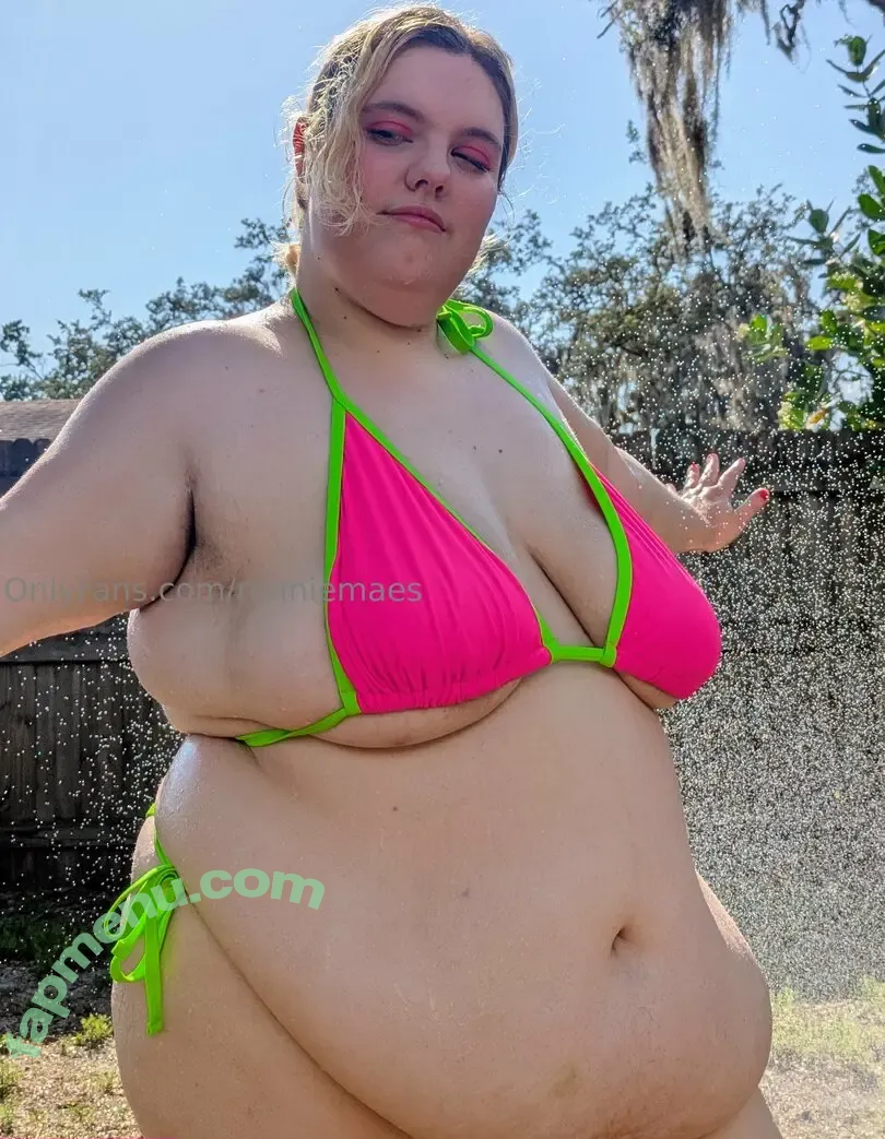 ronniemaes nude photo #0046 (ronniemaesummers)