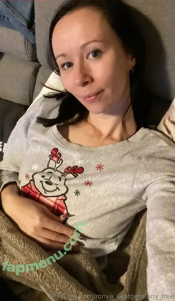 ronya_eastgermany_ofc nude photo #0006 (ronya_rabe_links)