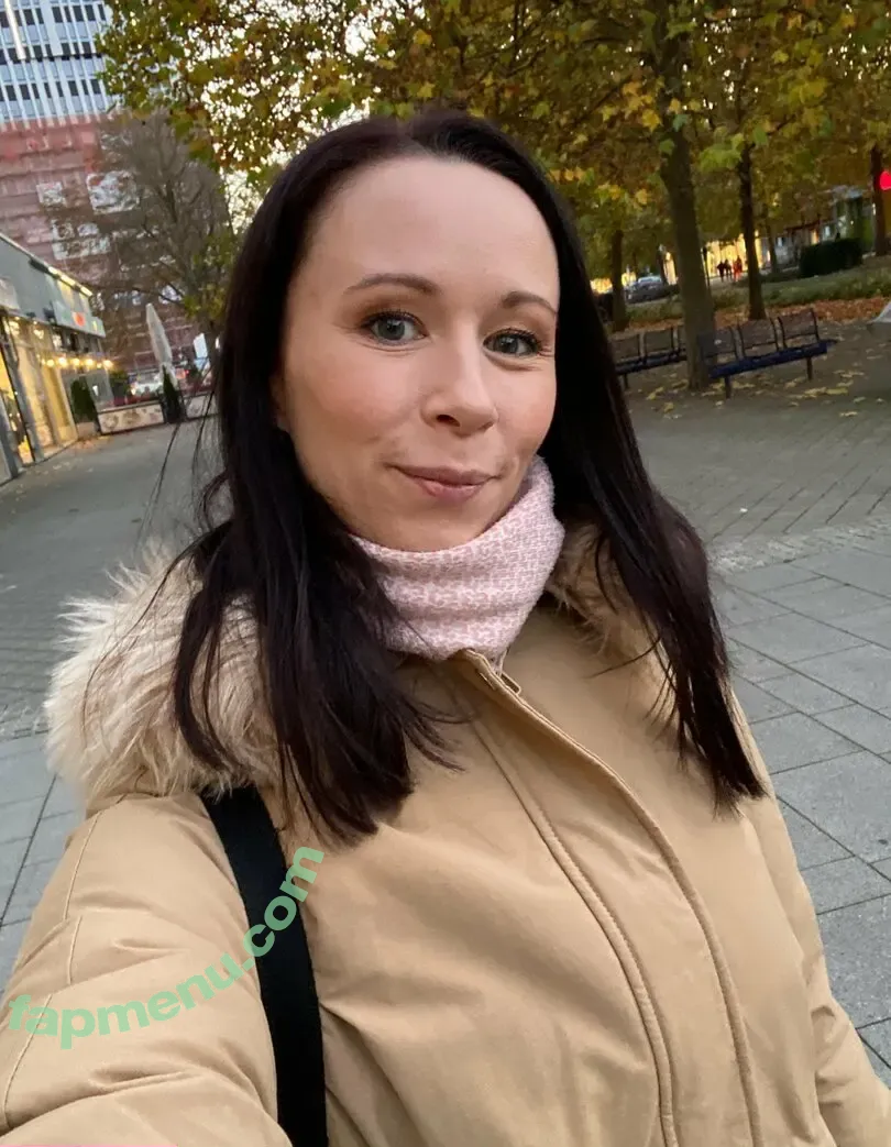 ronya_eastgermany_ofc nude photo #0007 (ronya_rabe_links)