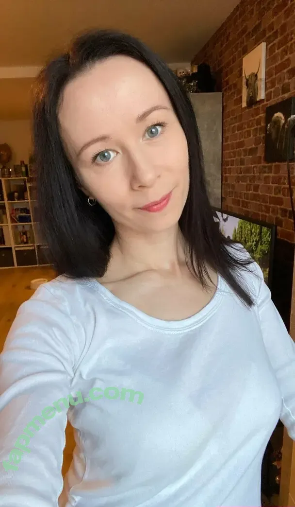 ronya_eastgermany_ofc nude photo #0023 (ronya_rabe_links)