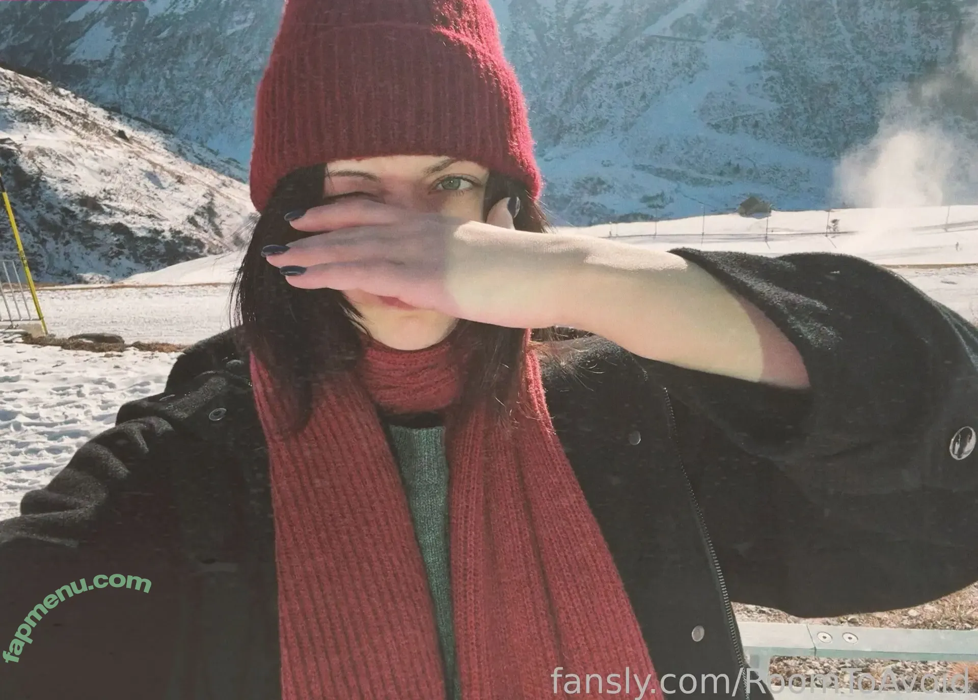 roomtoavoid nude photo #0147 (roomtoavoid)