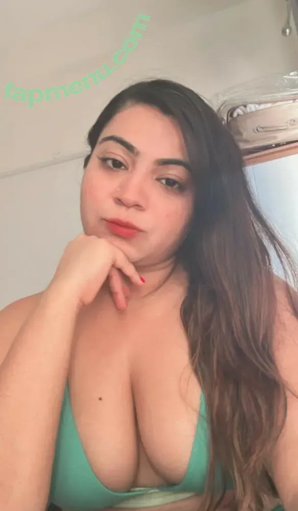 Roop Kocher nude photo #0003 (roopkocher5)