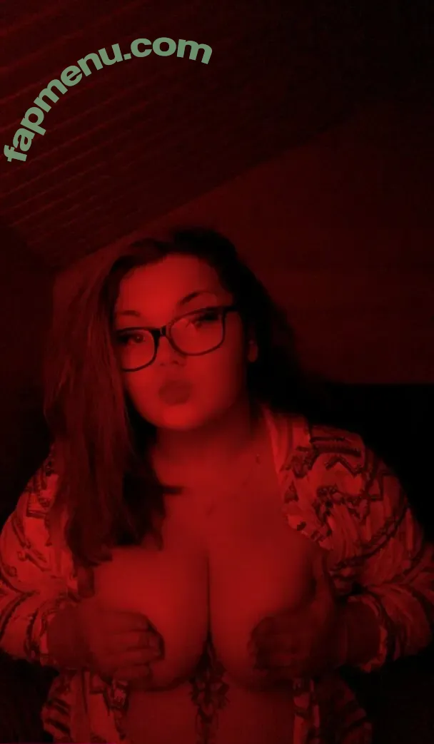 roozey nude photo #0004 (rozaybaby88)
