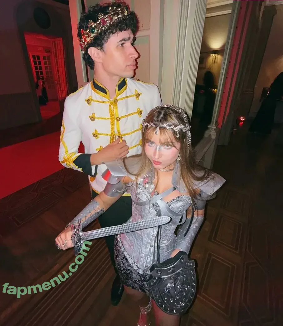 Roro nude photo #0071 (Roro.bueno / rocutey / whoisroro)