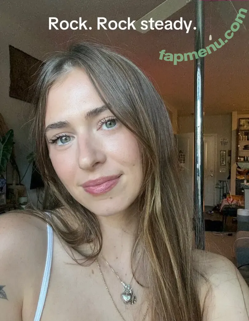 roromuffins nude photo #0021 (roromuffins)