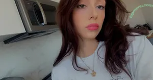  nude photo #0005