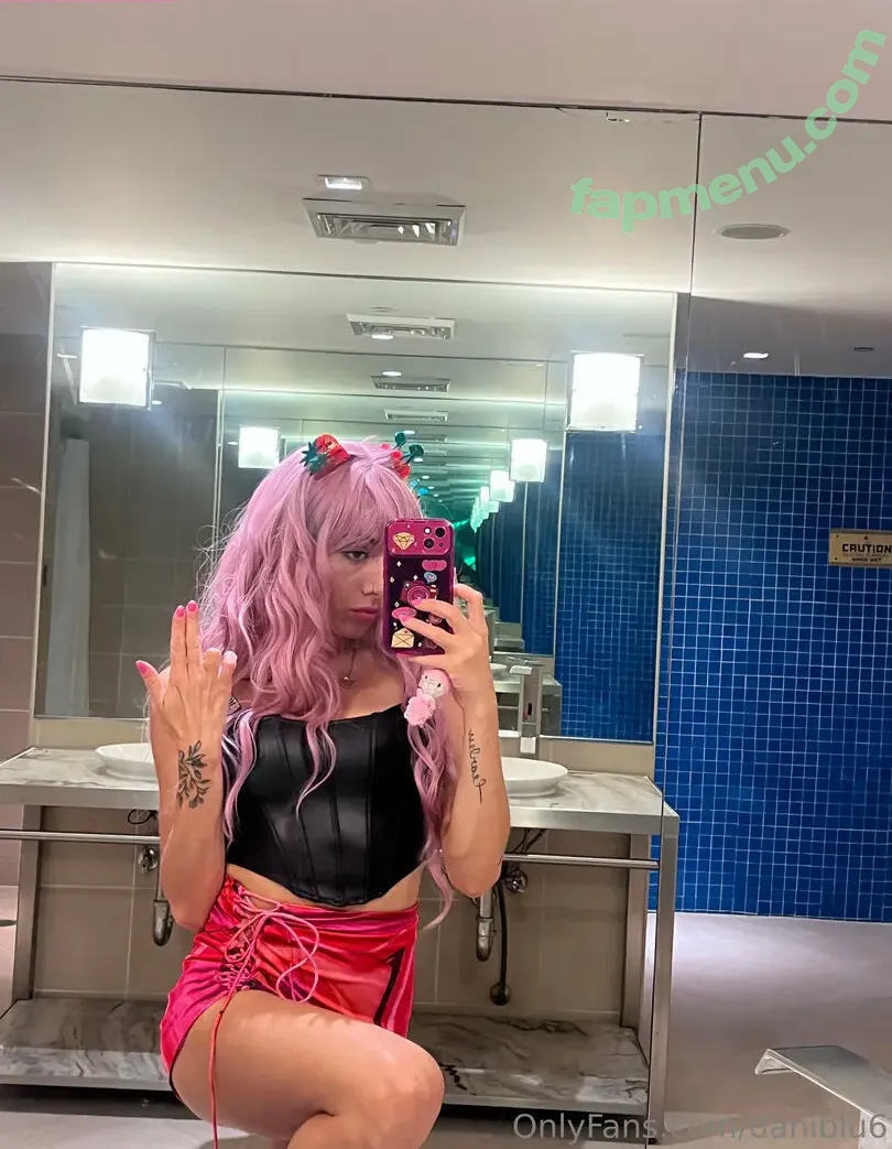 roryrain nude photo #0025 (roryrain)