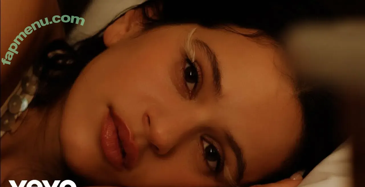 Rosalia nude photo #0257 (La Rosalía / rosalia.vt / therosaliaxo)