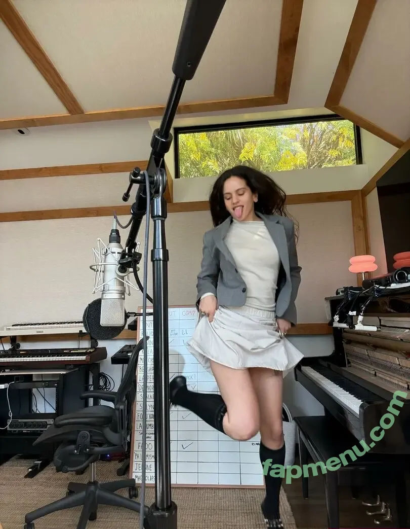 Rosalia nude photo #0294 (La Rosalía / rosalia.vt / therosaliaxo)