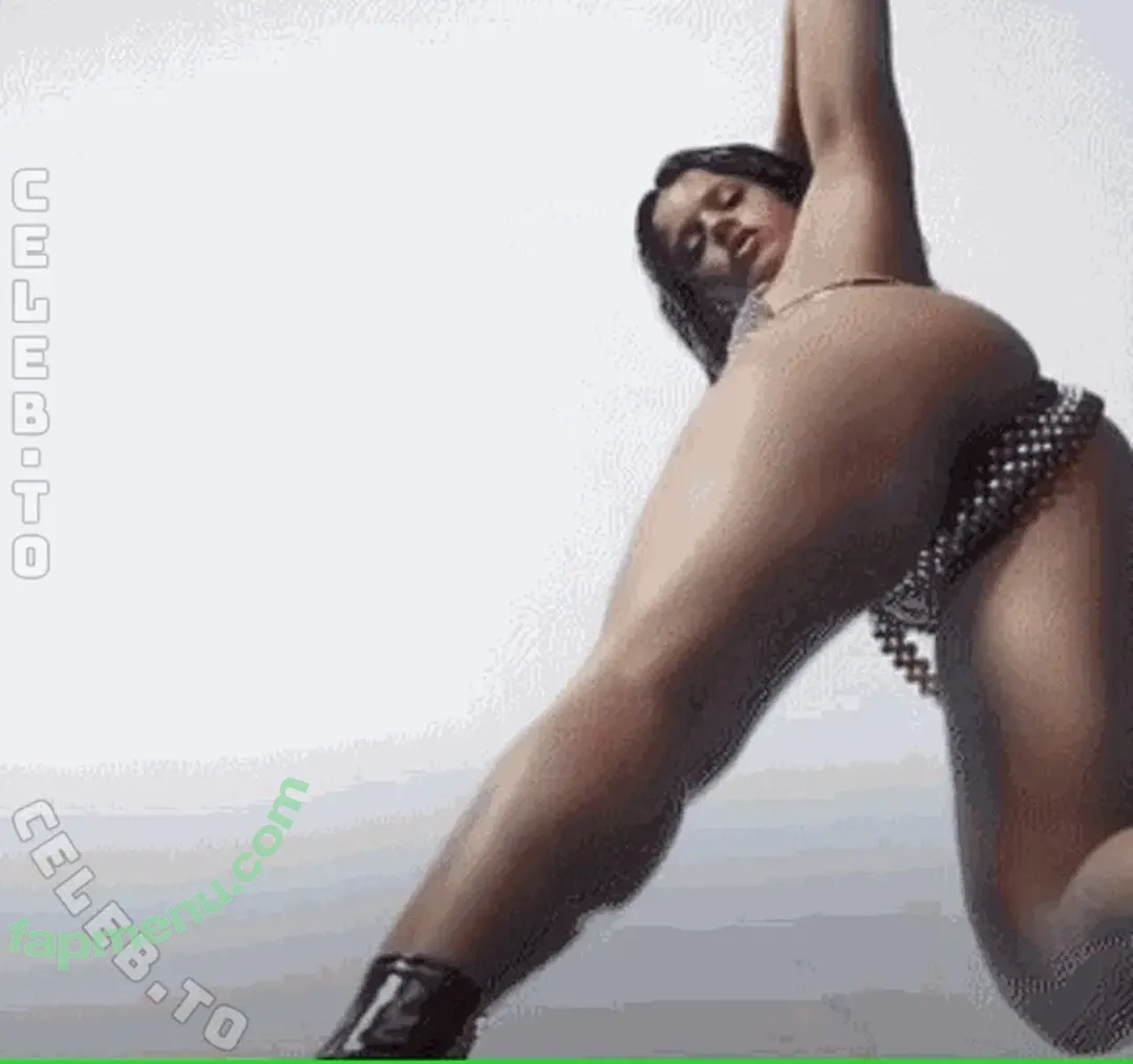 Rosalia nude photo #0329 (La Rosalía / rosalia.vt / therosaliaxo)