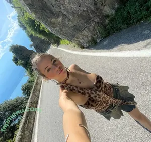 rosalie / r.osalied / sweeetrosalie nude photo #0098