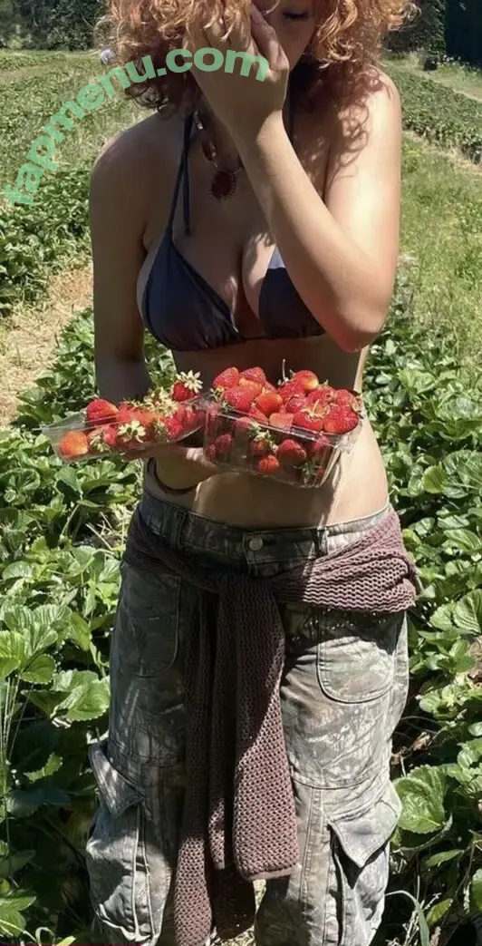 rosalie nude photo #0025 (r.osalied / sweeetrosalie)