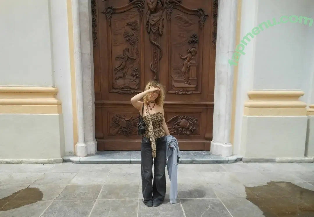 rosalie nude photo #0097 (r.osalied / sweeetrosalie)