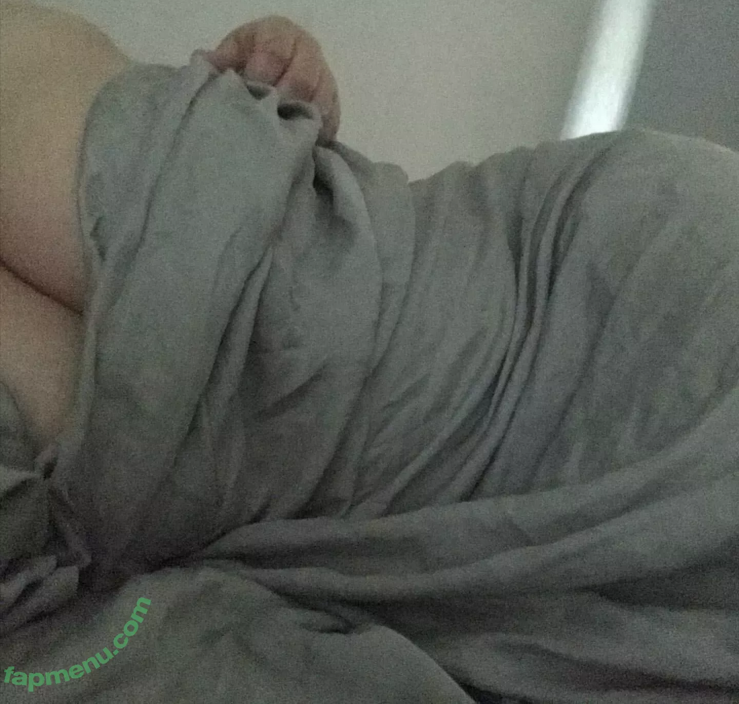 Rosaline Magdalene nude photo #0171 (marleymagdalene / rose_gallene / rosegallene)