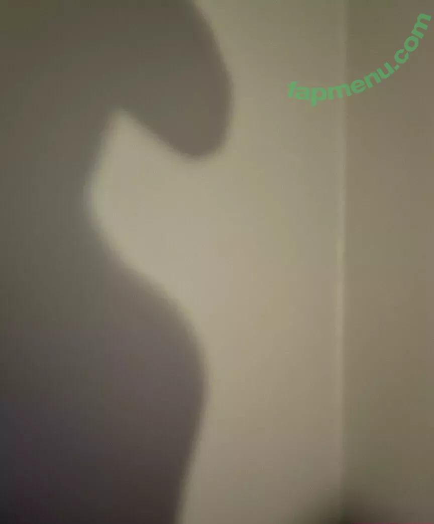 Rosaline Magdalene nude photo #0328 (marleymagdalene / rose_gallene / rosegallene)