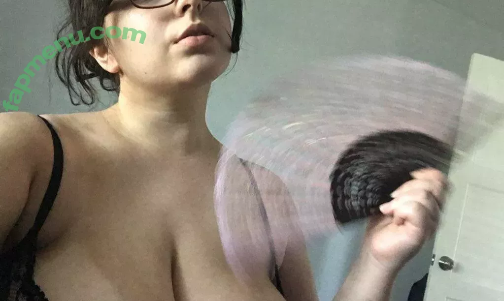 Rosaline Magdalene nude photo #0378 (marleymagdalene / rose_gallene / rosegallene)