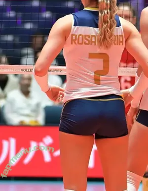 Rosamaria Montibeller / rosamariaoficial nude photo #0364