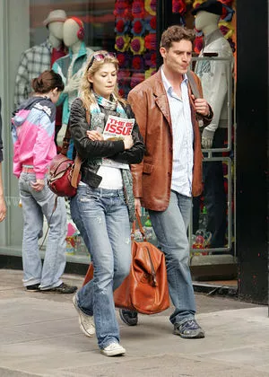 Rosamund Pike / mspike nude photo #0015