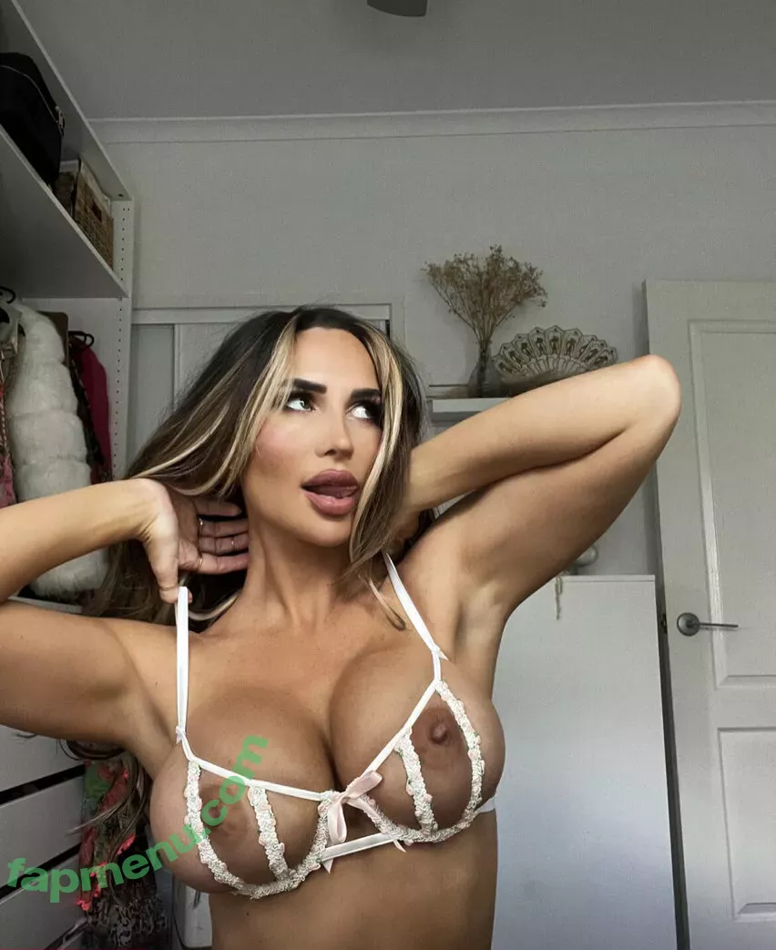 Rosanna Arkle nude photo #0240 (rosannaarkle / rosannaarklevip)