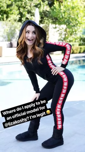 Rosanna Pansino / rosannapansino nude photo #0027