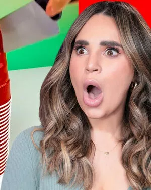 Rosanna Pansino / rosannapansino nude photo #0039