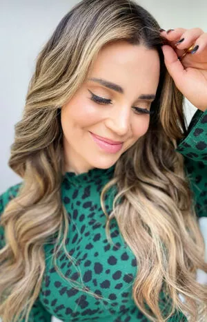 Rosanna Pansino / rosannapansino nude photo #0053