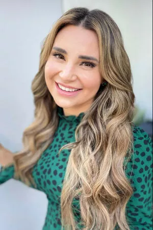 Rosanna Pansino / rosannapansino nude photo #0054