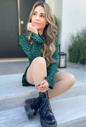 Rosanna Pansino / rosannapansino nude photo #0056