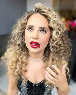 Rosanna Pansino / rosannapansino nude photo #0078