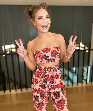 Rosanna Pansino / rosannapansino nude photo #0129