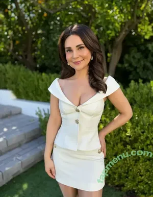 Rosanna Pansino / rosannapansino nude photo #0644