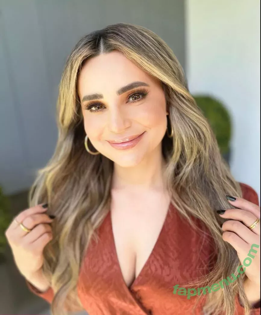 Rosanna Pansino nude photo #0066 (rosannapansino)