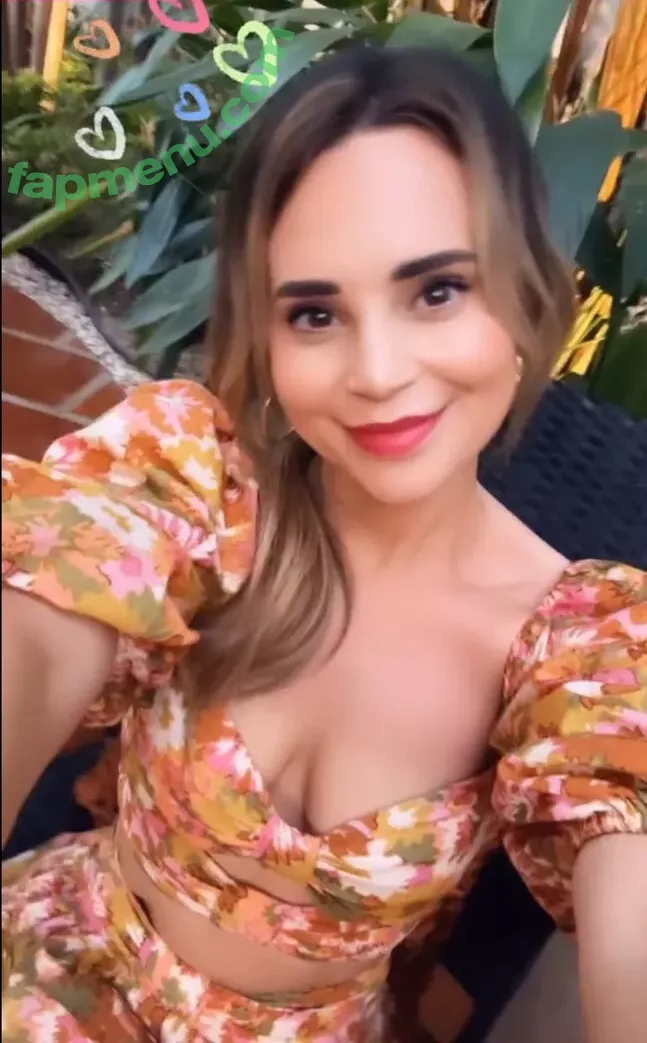 Rosanna Pansino nude photo #0122 (rosannapansino)